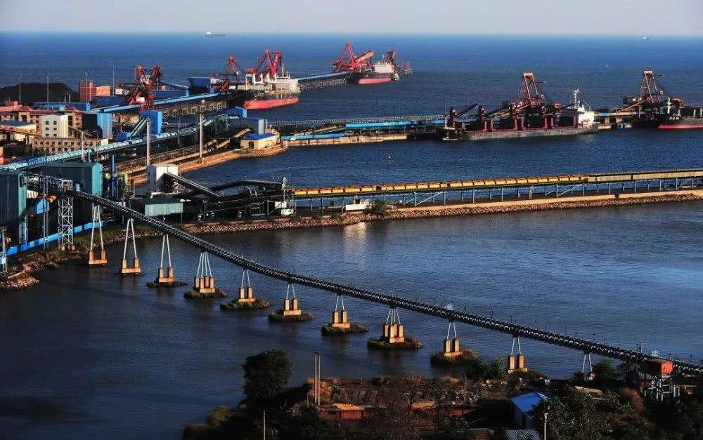 賽摩高精度皮帶秤秦皇島港應用現場